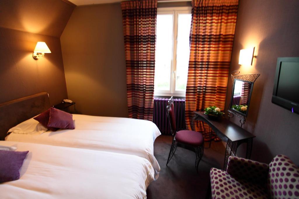 Hostellerie De La Riviere Saint-Étienne-au-Mont Екстериор снимка