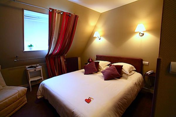 Hostellerie De La Riviere Saint-Étienne-au-Mont Екстериор снимка